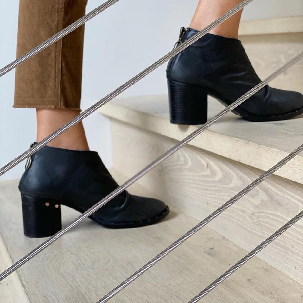 Beek Handmade Eaglet Leather Booties